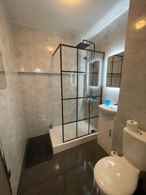 Broadway Suite - Newly Refurbished Stylish Apartment With Free Private Parking - Great Location Бірмінгем Екстер'єр фото